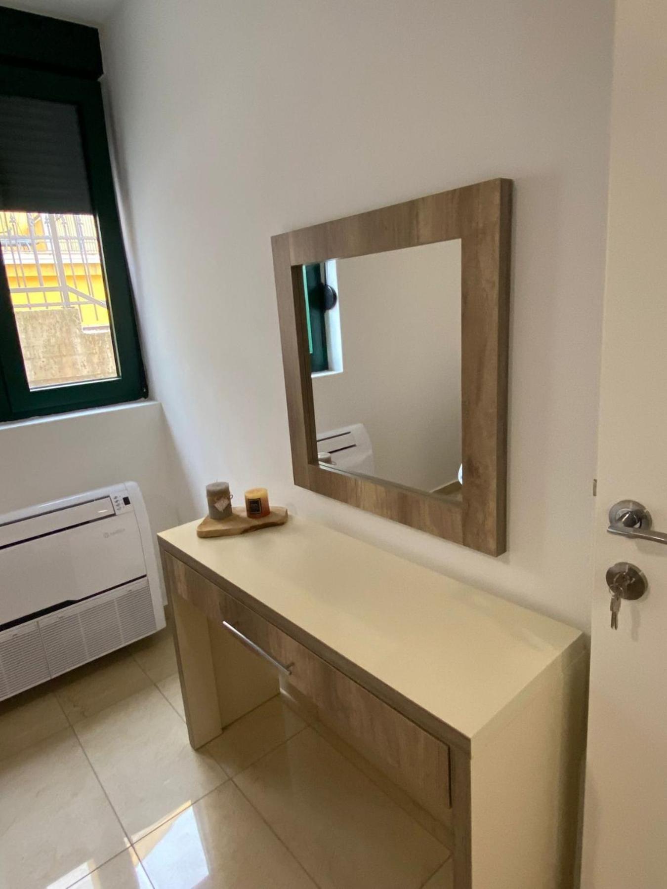 Tondo Apartment Tivat Bagian luar foto