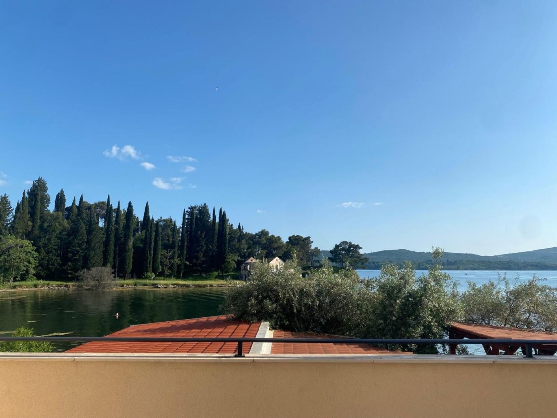Tondo Apartment Tivat Bagian luar foto