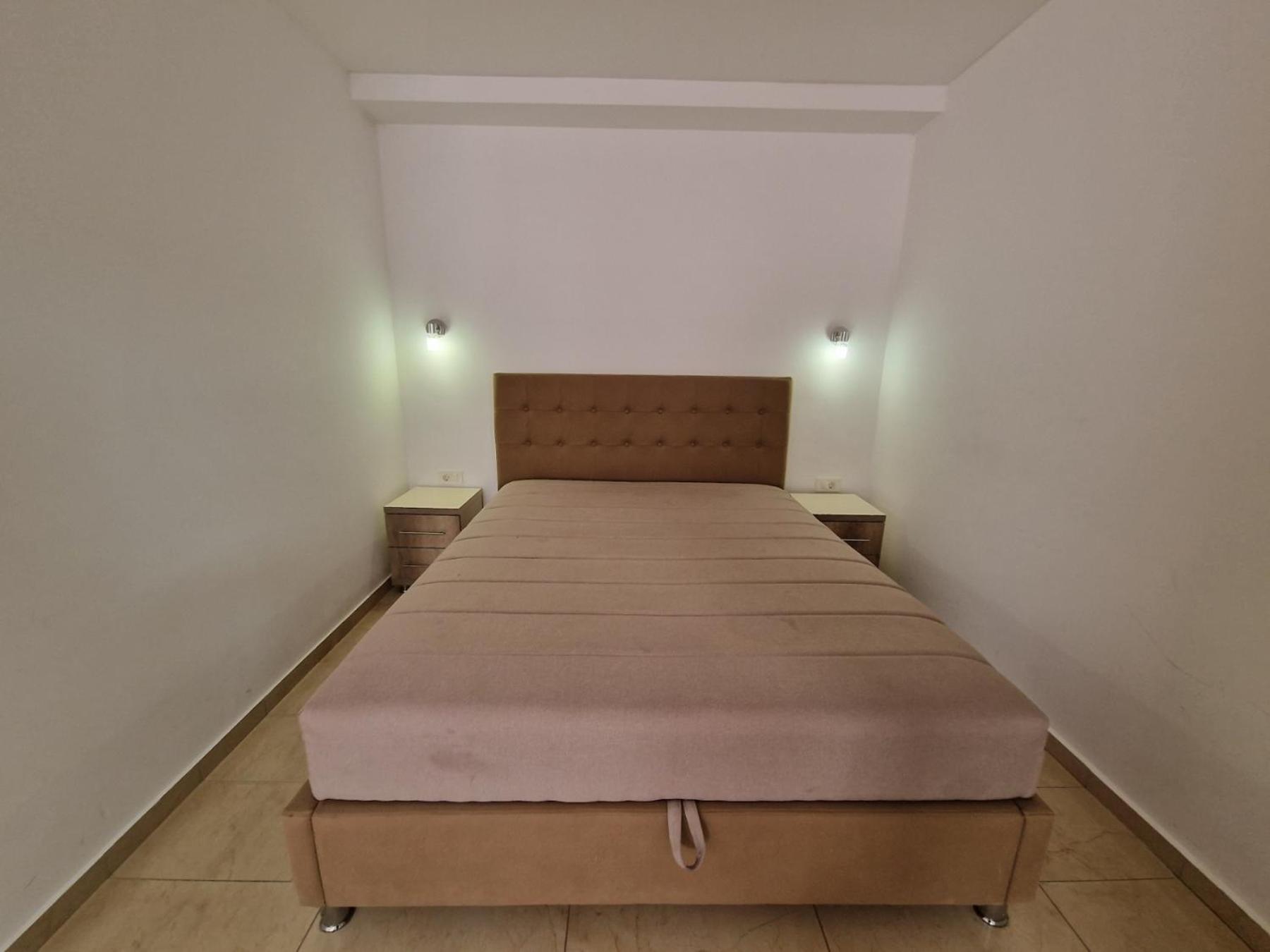 Tondo Apartment Tivat Bagian luar foto