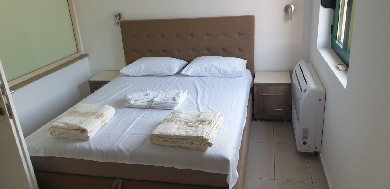 Tondo Apartment Tivat Bagian luar foto