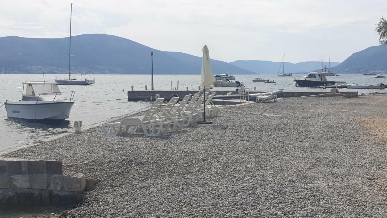 Tondo Apartment Tivat Bagian luar foto