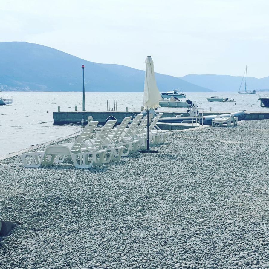 Tondo Apartment Tivat Bagian luar foto