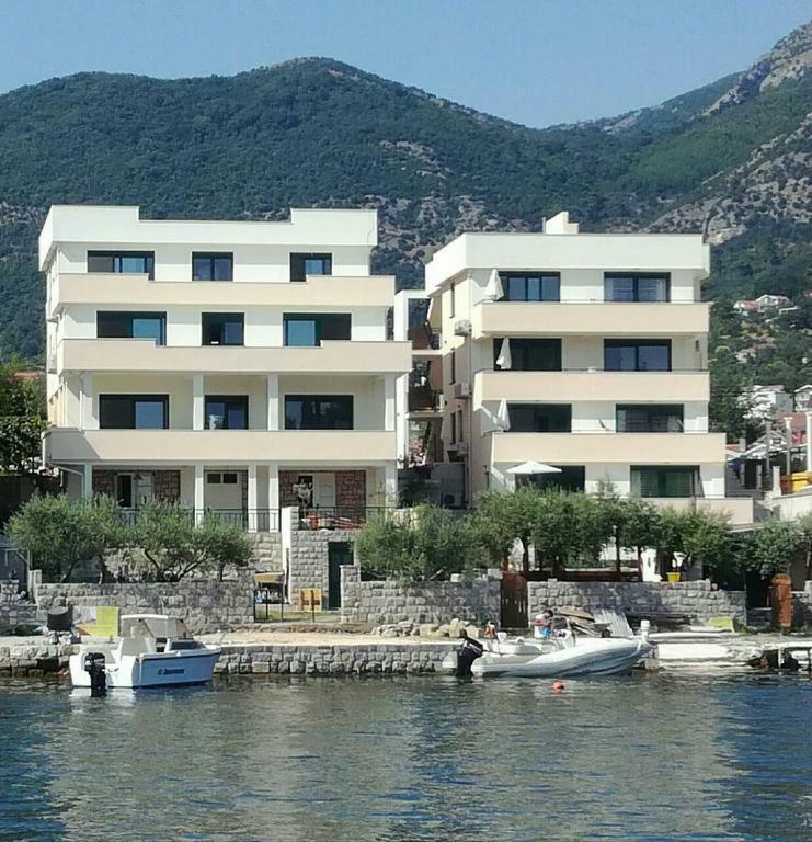 Tondo Apartment Tivat Bagian luar foto